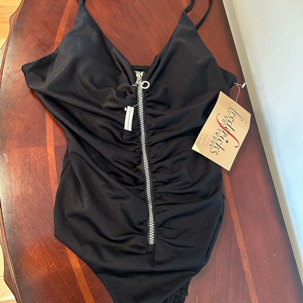 NWT Frederick’s of Hollywood Black Ruched Swimsuit with Zipper Detail